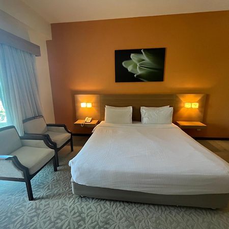 Paradise By The Sea In Penang By Veron At Rainbow Paradise Tanjung Bungah  Exterior foto