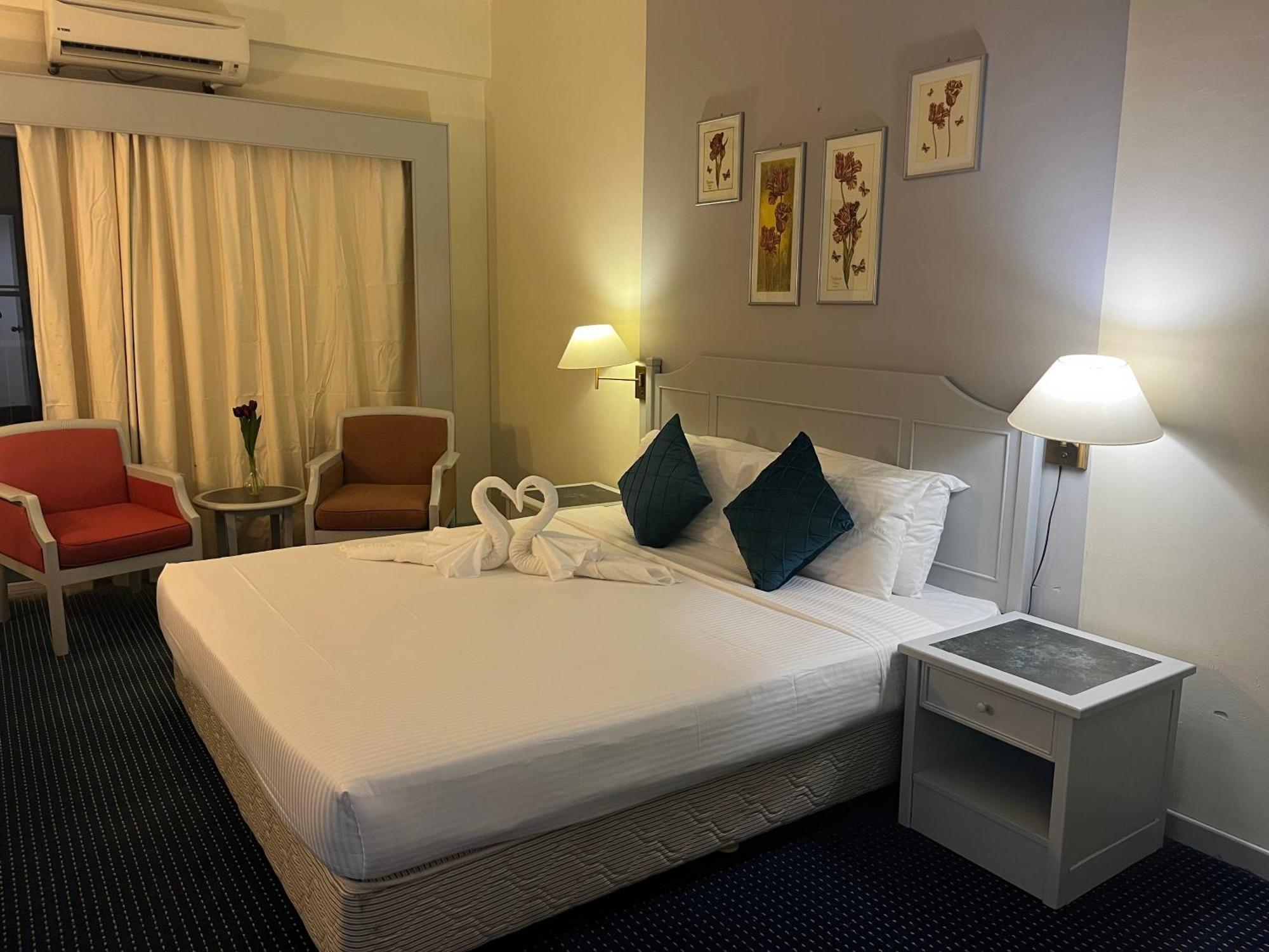 Paradise By The Sea In Penang By Veron At Rainbow Paradise Tanjung Bungah  Exterior foto