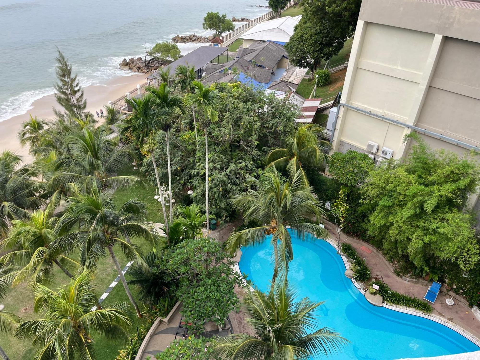 Hotel Paradise By The Sea In Penang By Veron At Rainbow Paradise Tanjung Bungah  Exterior foto